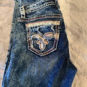Rock revival straight jeans